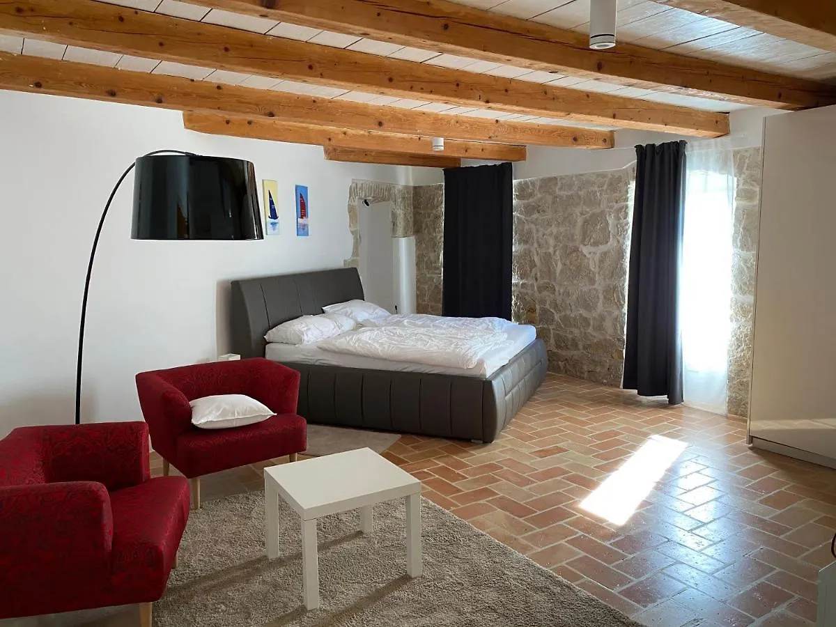 Plazza Vizinada Leonardo Apartment Croatia