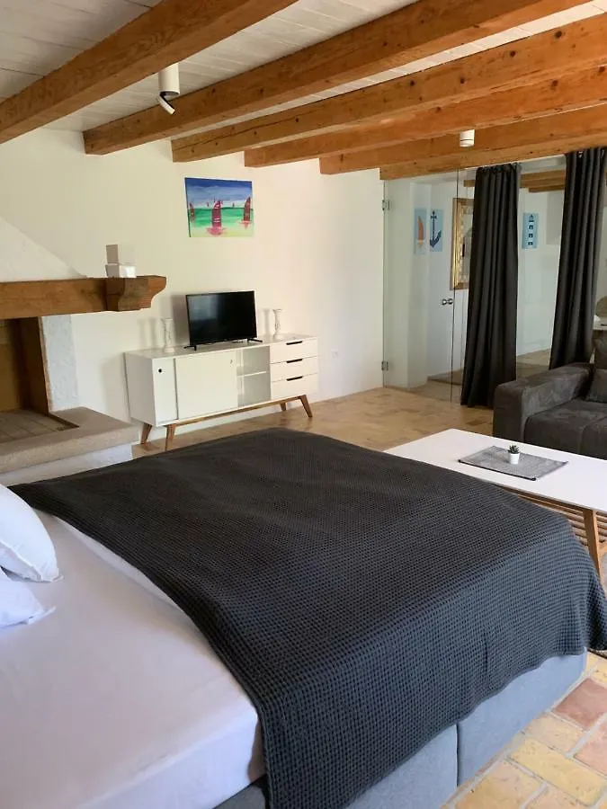 Plazza Vizinada Leonardo Apartment Croatia